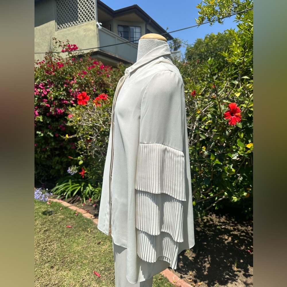 100% Polyester - image 4